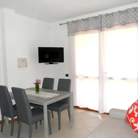 Bilocale 6 Al Mare Con Terrazza *
